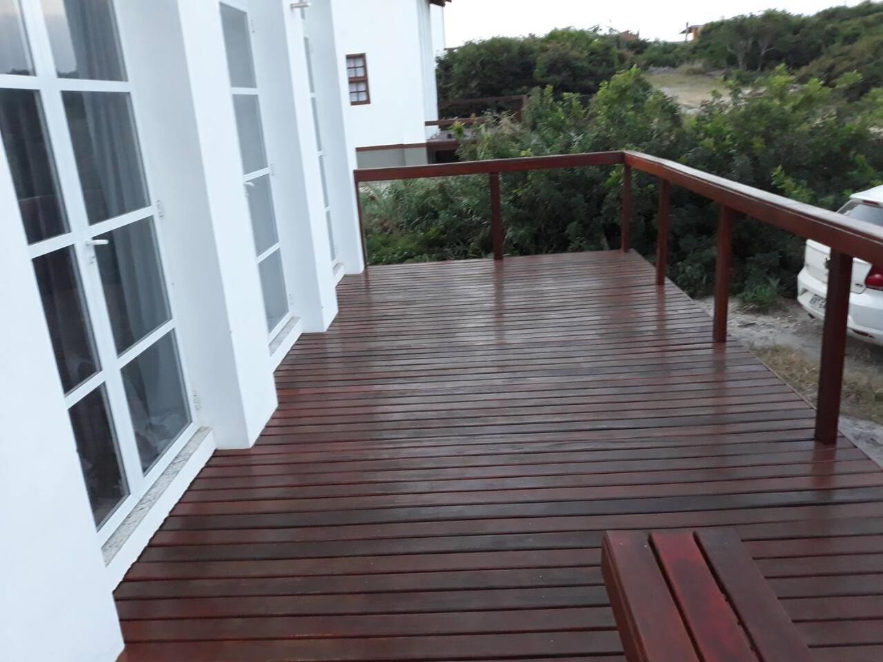 Holiday home Em